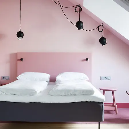 Hotel Comfort Karl Johan 3*