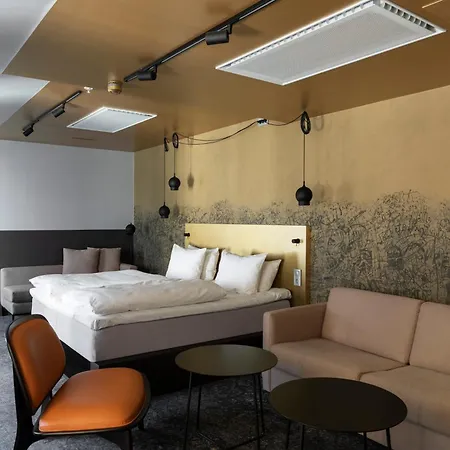 Hotel Comfort Karl Johan 3*